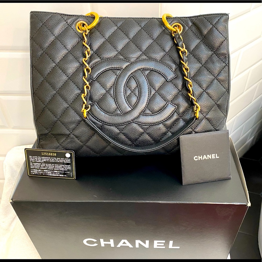 CHANEL Shopping Tote MINT CONDITION!